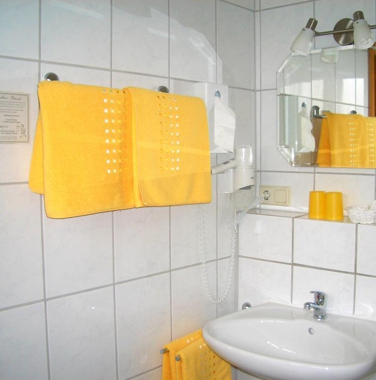 Gaestehaus Kleine Kalmit Landau in der Pfalz Chambre photo