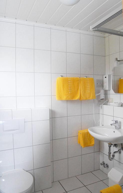 Gaestehaus Kleine Kalmit Landau in der Pfalz Chambre photo